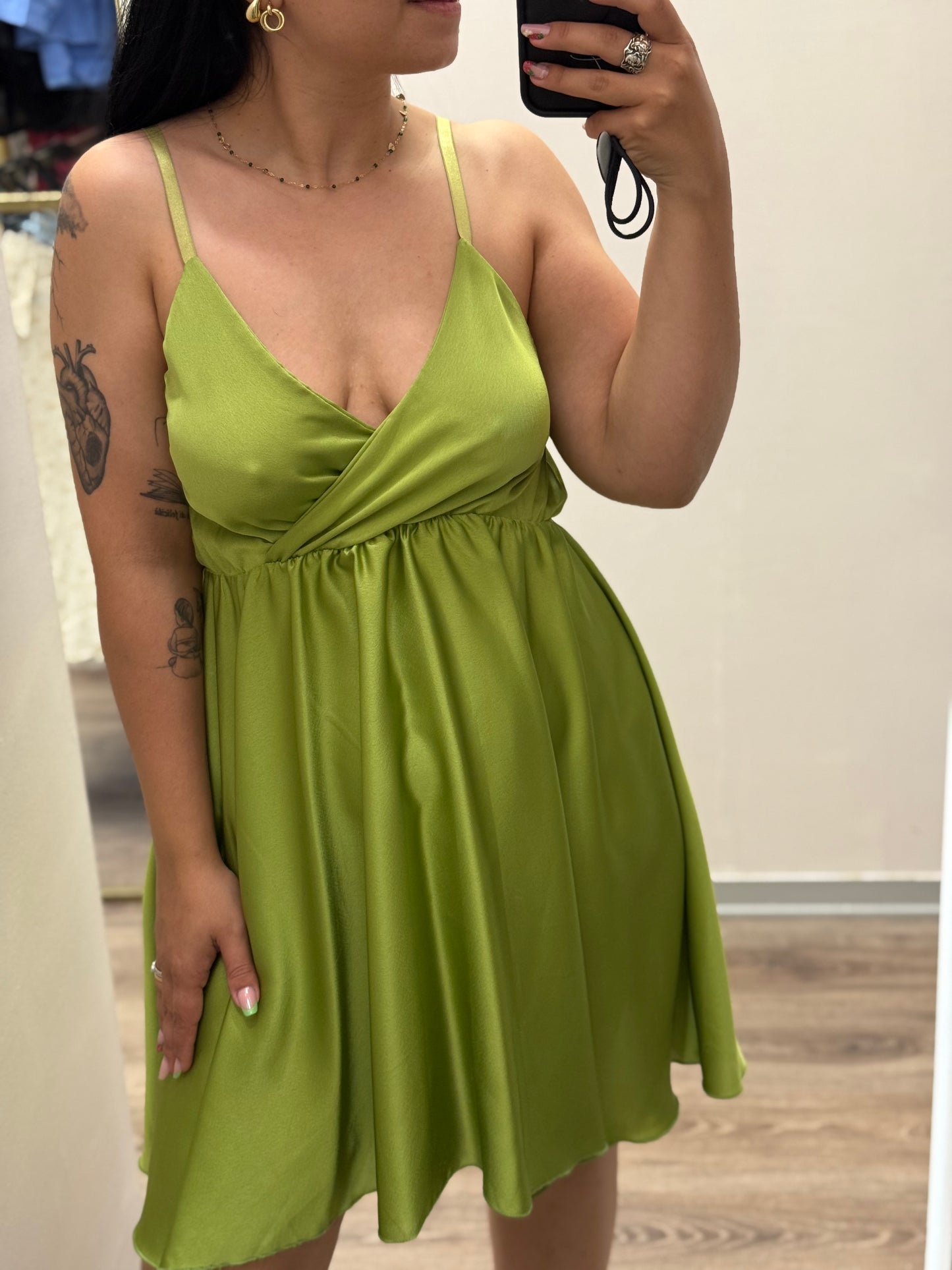 Abito effetto satin