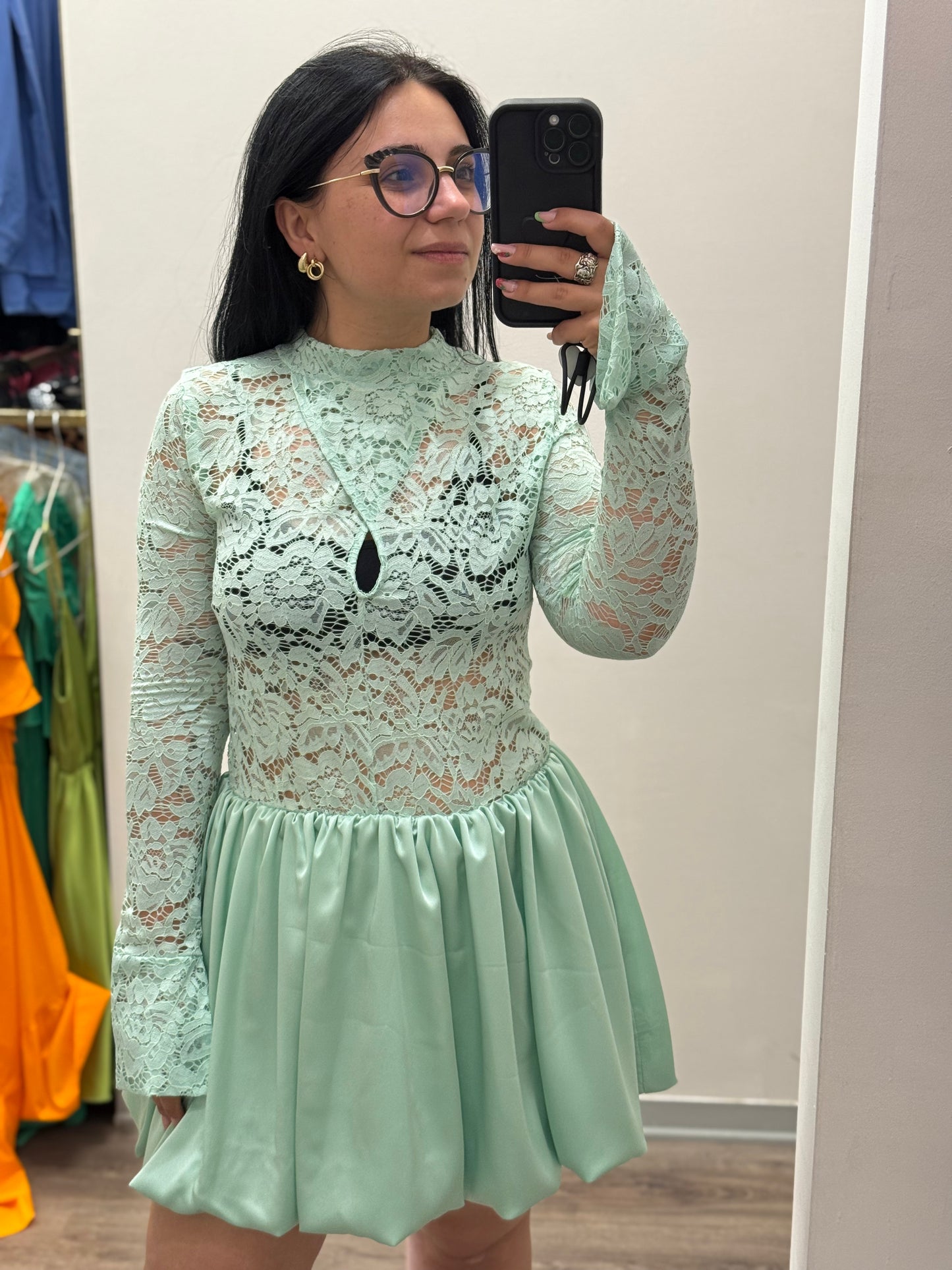 Abito bambolina in pizzo