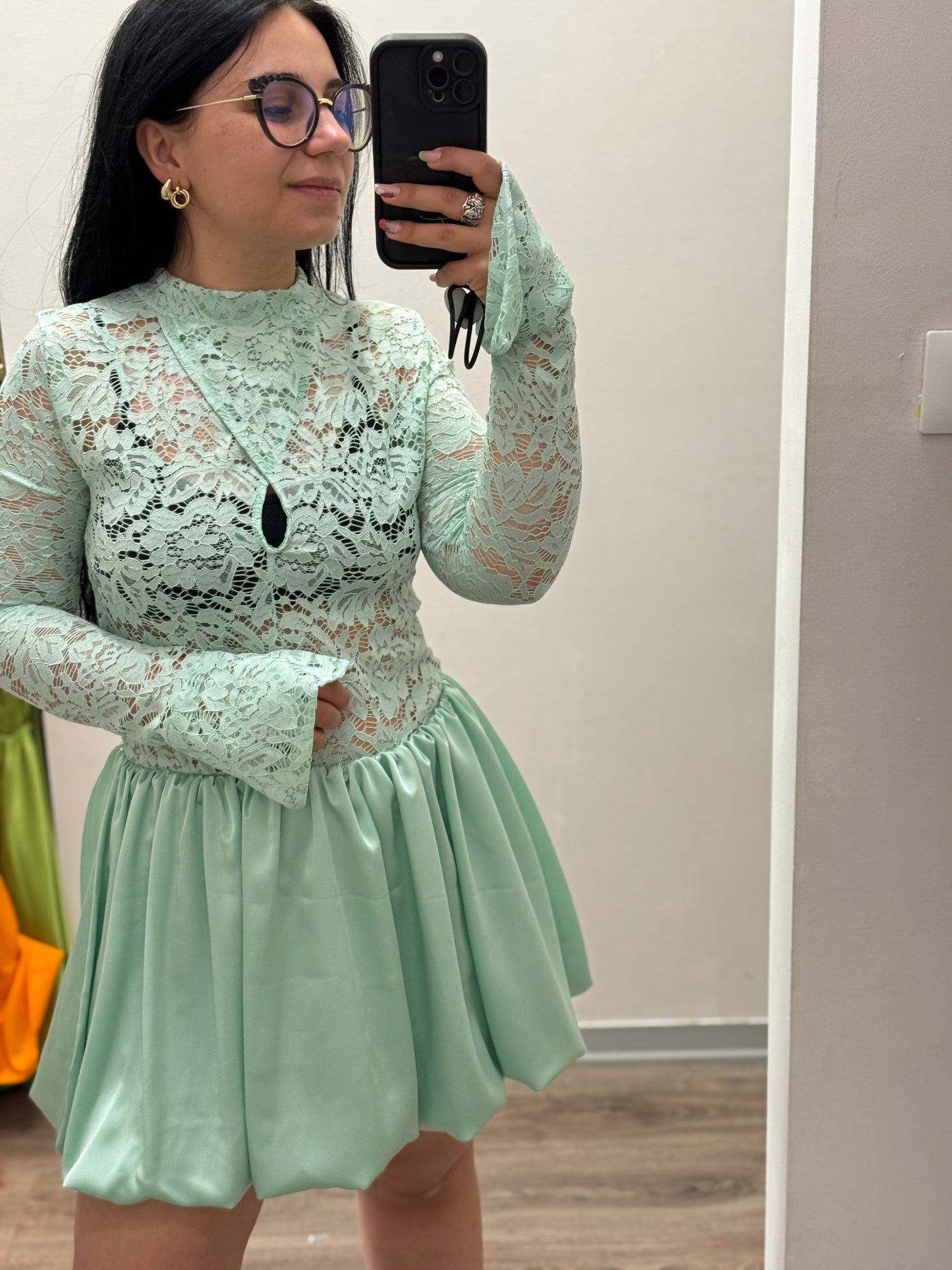 Abito bambolina in pizzo