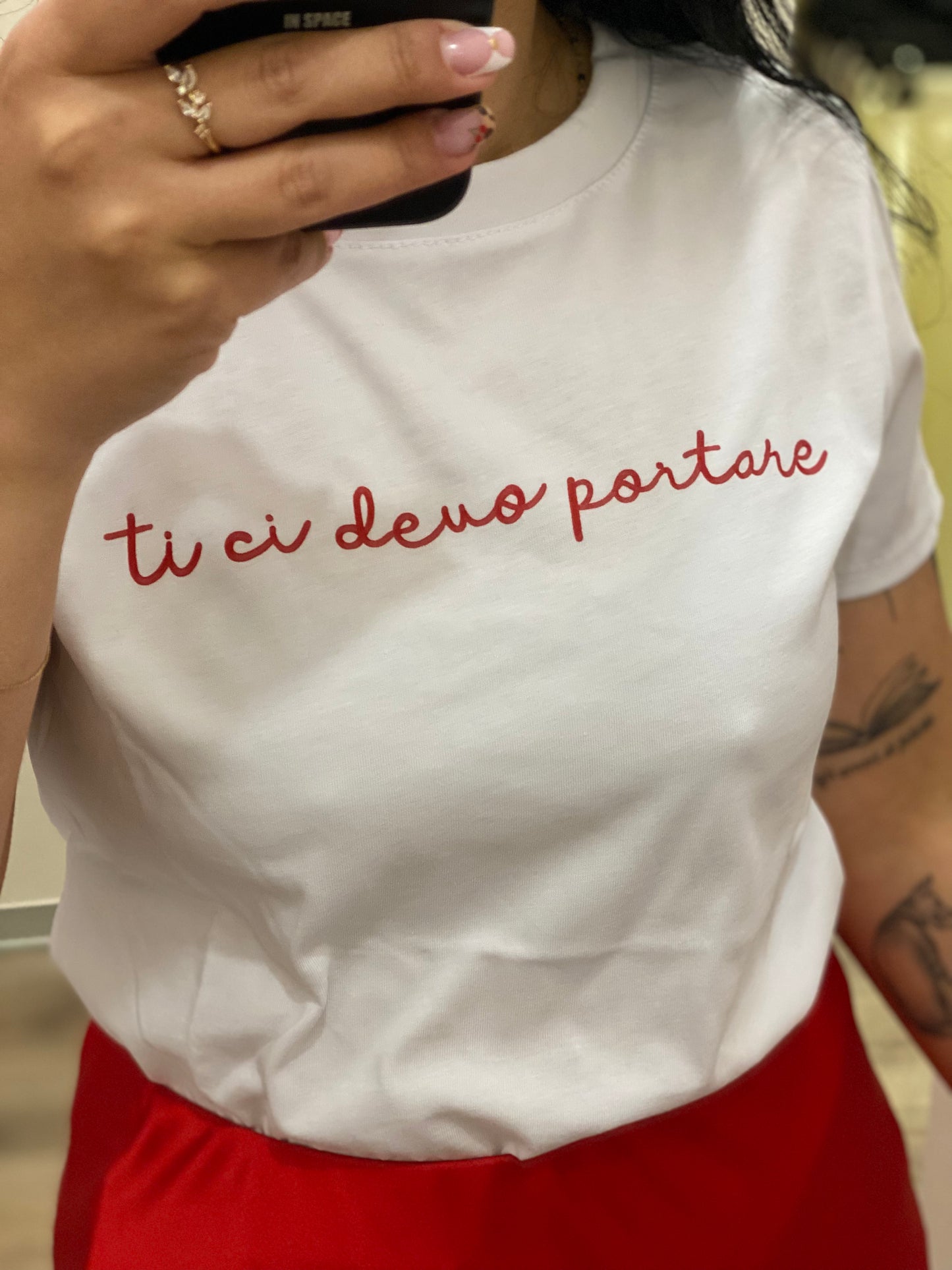 Te lo dico con una t-shirt