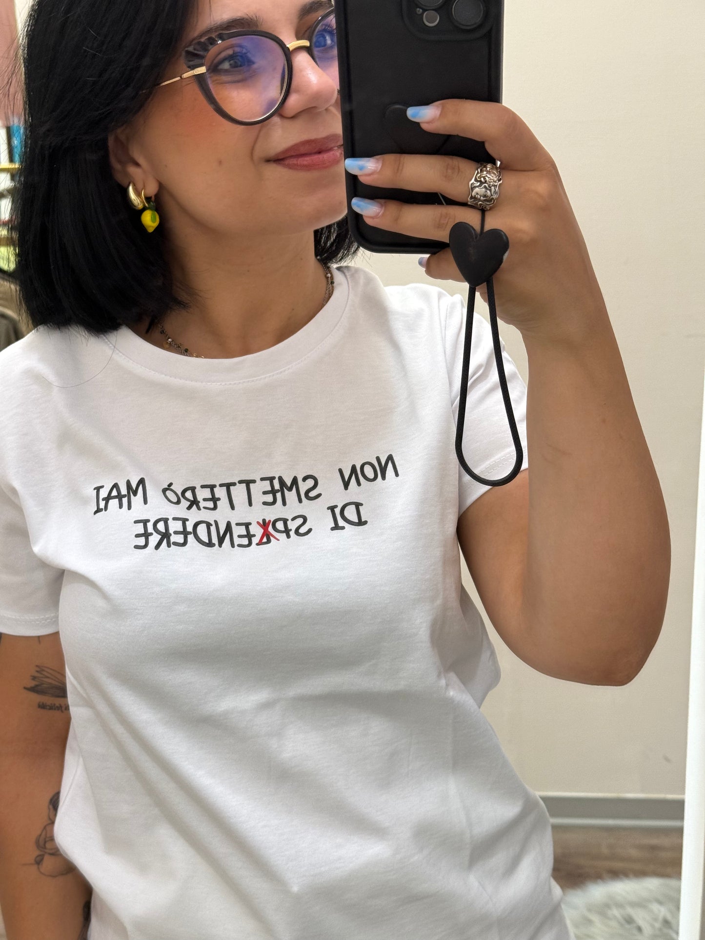 Te lo dico con una t-shirt